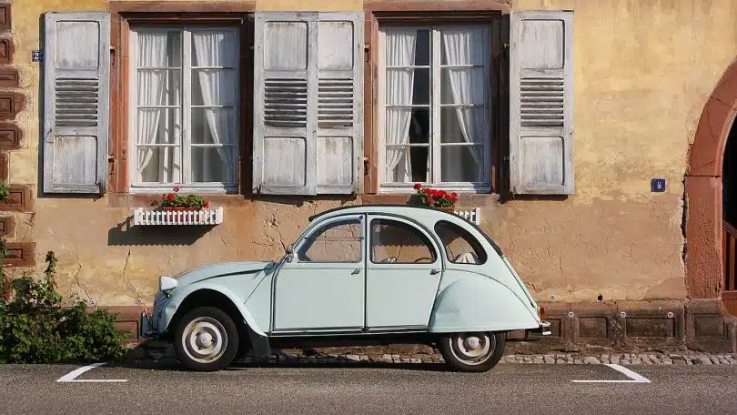 Comment retrouver la fourrière qui a enlevé sa voiture ?