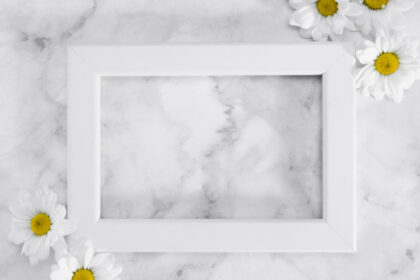 Plaque funéraire : la personnalisation au centre des créations sur mesure...